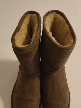 Bearpaw Women’s Cozy Shearling-Lined Suede Boots - Brown